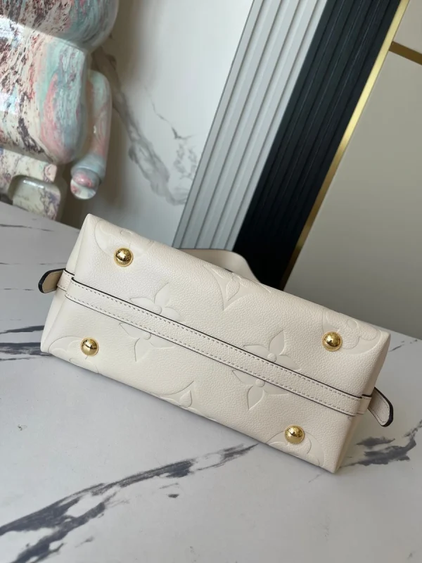 LV CarryAll PM Monogram Empreinte 單肩 媽媽包包-M46293：圖片 7