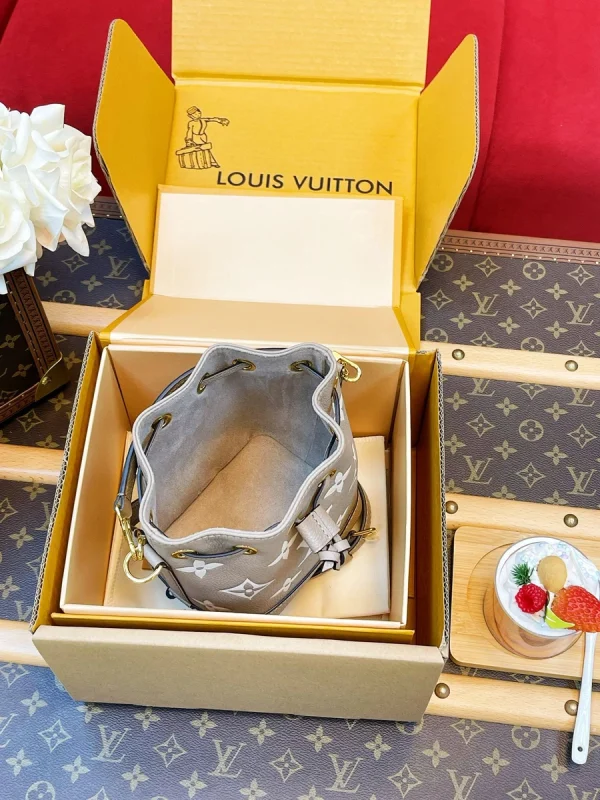 LV Nano Noé Monogram 牛皮 雙色包 水桶包包-M46291：圖片 6