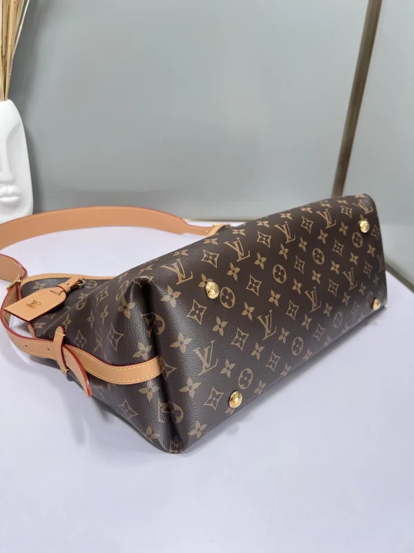 LV CarryAll MM Monogram 二合一 媽媽包包 -M46197：圖片 8