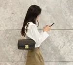 LV Marceau Monogram 鏈條斜揹包-M46126：圖片 9