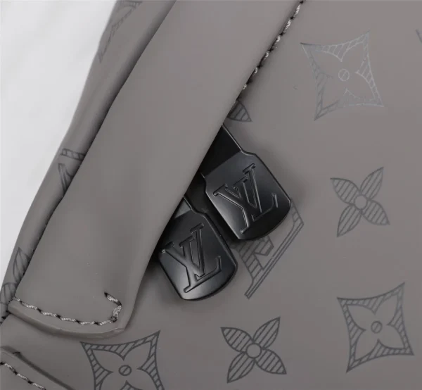 LV Discovery 灰色男士印花腰包 胸包-M46108：圖片 7