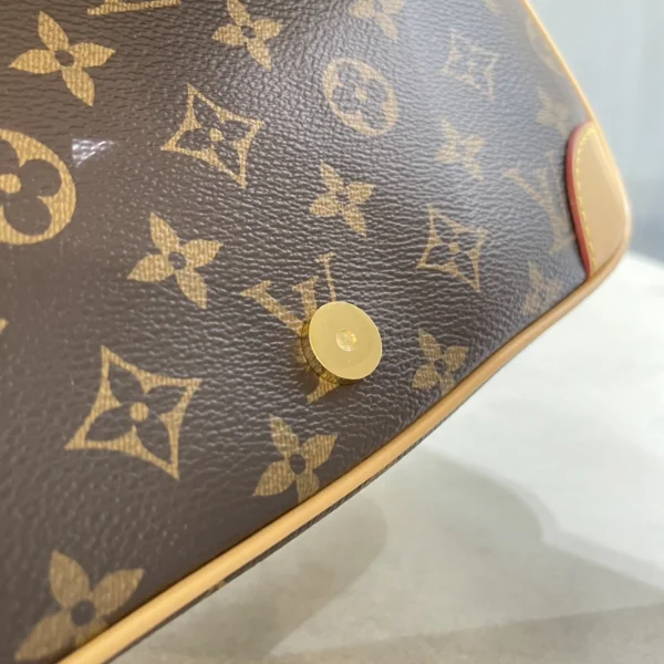 LV Diane Monogram 寬肩帶 Diane 法棍包-M45985：圖片 19