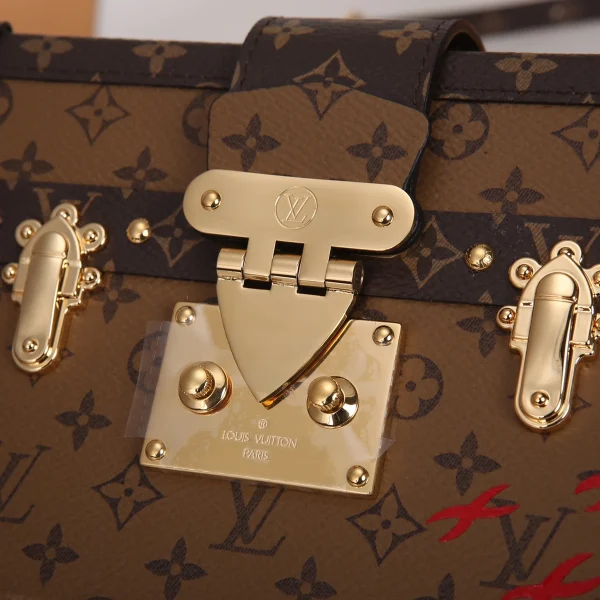 LV Petite Malle Monogram Reverse 包包-M45960：圖片 23