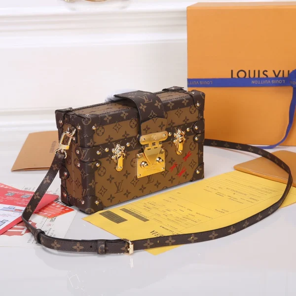 LV Petite Malle Monogram Reverse 包包-M45960：圖片 13