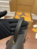 LV Madeleine MM 斜揹包-M45976：圖片 14