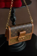 LV Dauphine MM Monogram 鏈條包包-M45958：圖片 6