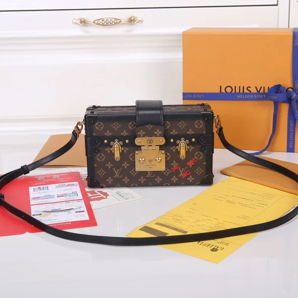 LV Petite Malle 鏈條 小箱子包 斜揹包-M45943：圖片 3