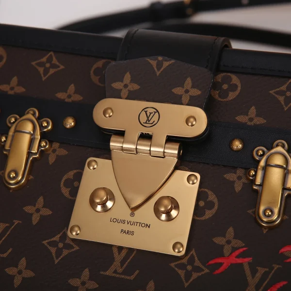 LV Petite Malle 鏈條 小箱子包 斜揹包-M45943：圖片 7