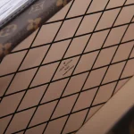 LV Petite Malle 鏈條 小箱子包 斜揹包-M45943：圖片 11