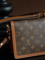 LV Mini Dauphine 斜揹包-M45959：圖片 10