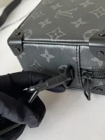 LV Mini Soft Trunk 男士黑色印花軟盒子 郵差包 男生包包-M44735：圖片 11