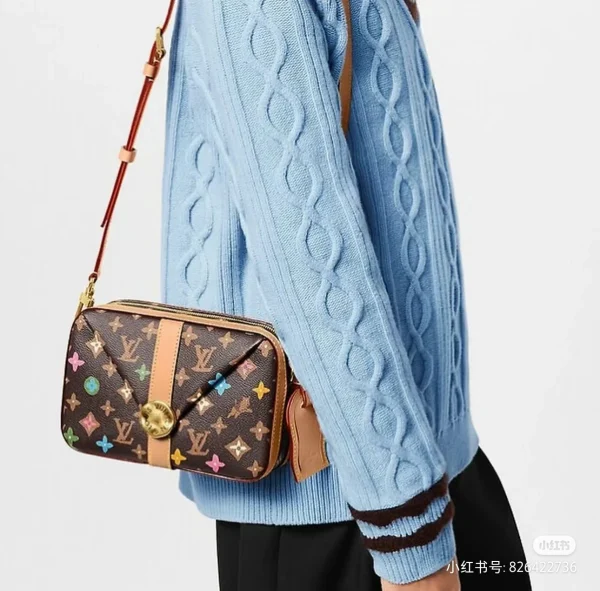LV Envelope 郵差包-M24820：圖片 4