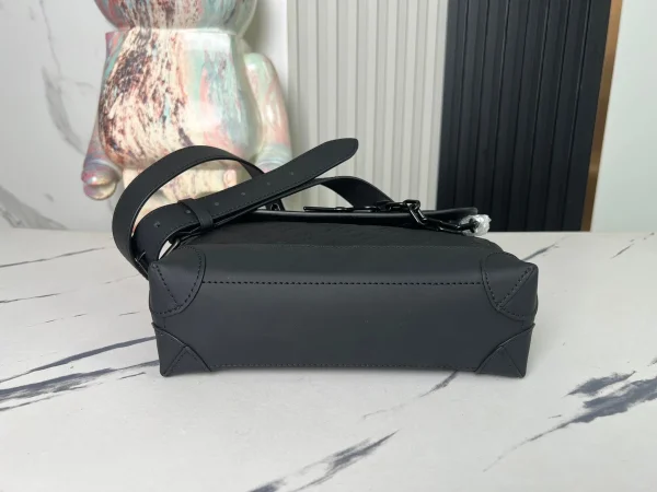 LV Steamer PM Taurillon Monogram 郵差包 斜揹包-M24436：圖片 7