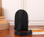 LV Pilot 斜揹包-M23736：圖片 4