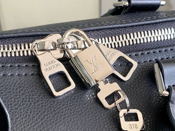 LV Keepall Bandoulière 50 Monogram皮革 旅行包-M12690：圖片 12