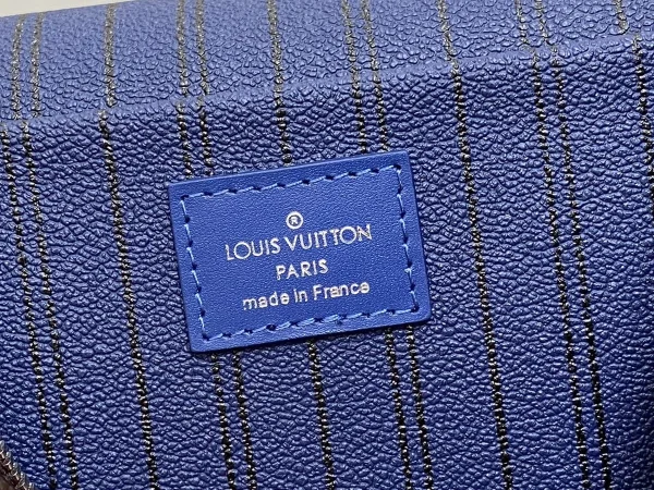 LV Nice BB Monogram 手提化妝袋-M12668：圖片 13