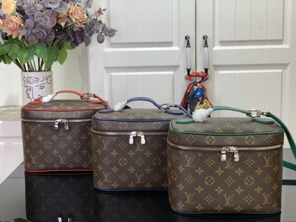 LV Nice BB Monogram 手提化妝袋-M12668：圖片 2