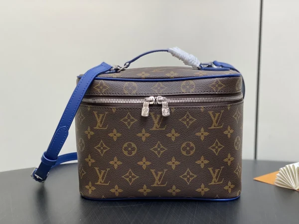 LV Nice BB Monogram 手提化妝袋-M12668：圖片 3