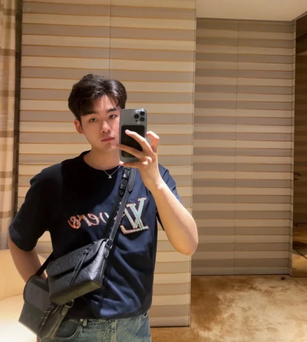LV Pulse Monogram Shadow 可穿戴式郵差包-M12636：圖片 7