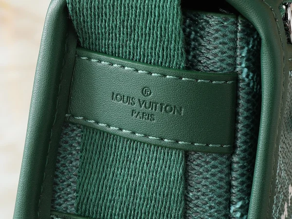 LV Bosphore 可穿戴式 郵差包-M12637：圖片 8