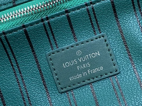 LV Dopp Kit Monogram  化妝收納包-M12639：圖片 8