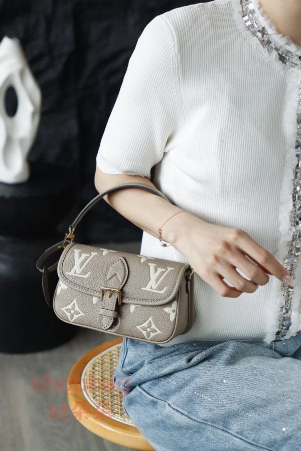 頂級A貨 LV Nano Diane Monogram EPI 肩帶單肩包-M83300：圖片 25