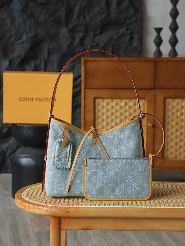高仿包包 LV CarryAll PM Monogram Denim 妈咪包-M11462