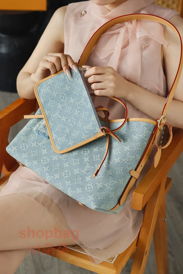 高仿包包 LV CarryAll PM Monogram Denim 妈咪包-M11462：圖片 25