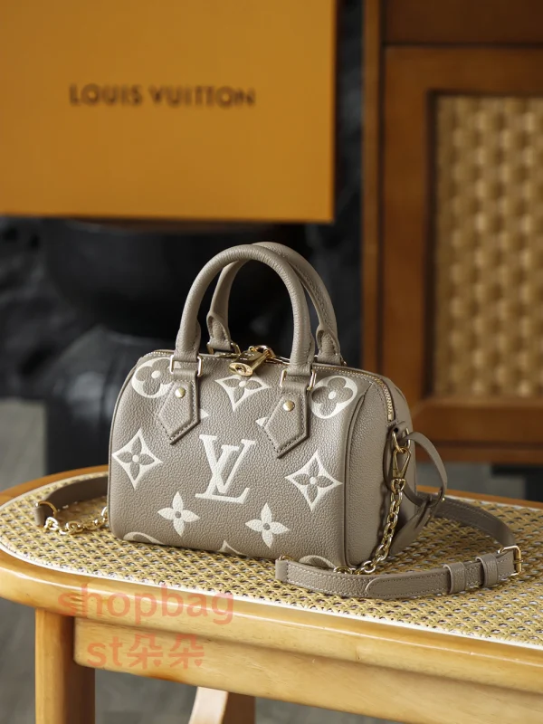 高仿包包 LV Speedy Bandoulière 20 Monogram 壓花EPI皮革 斜揹包-M46575：圖片 7