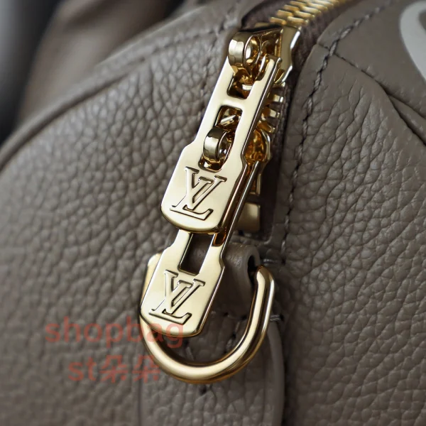 高仿包包 LV Speedy Bandoulière 20 Monogram 壓花EPI皮革 斜揹包-M46575：圖片 14