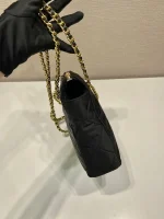 Prada Re-Nylon 1BG468 中號黑色尼龍托特包：圖片 5
