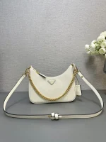 Prada Naplak 1BC204 中號銀色漆皮單肩包：圖片 8