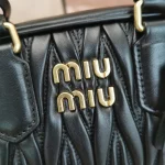 MiuMiu Arcadiematelassé納帕皮革手袋包包-5BB123：圖片 6
