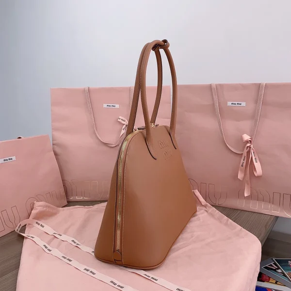 MiuMiu 皮革手袋包包-5BA289：圖片 9