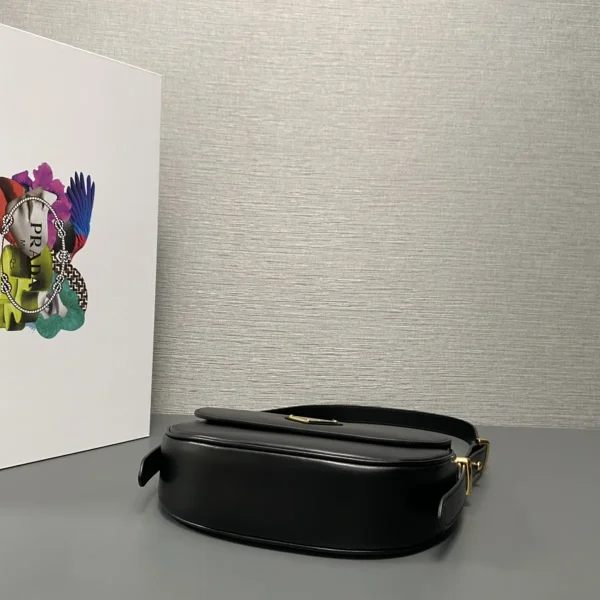 Prada Classic 1BD365 小號黑色皮革單肩包：圖片 5