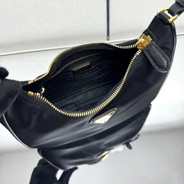 Prada Re-Ed 1N204M 小號黑色尼龍單肩包：圖片 10