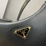 Prada Mini 1BC199 小號黑色皮革單肩包：圖片 5