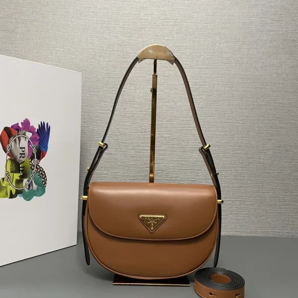 Prada Soft 1BD365 小號黑色皮革單肩包：圖片 2