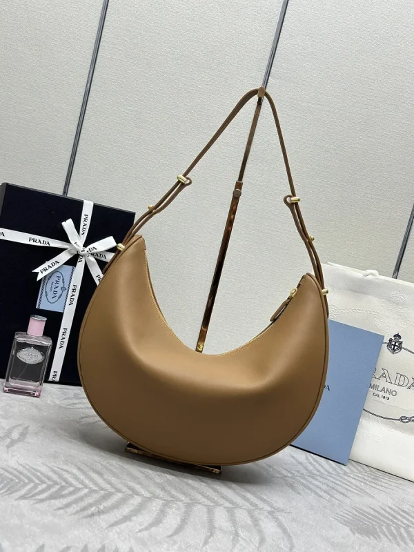 Prada Moon 1BC212 中號米白色皮革單肩包：圖片 3