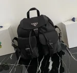 Prada Re-Nylon 1BZ811 中號黑色尼龍後背包：圖片 2