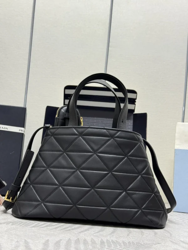 Prada Symbole 1BG545 中號黑色皮革托特包：圖片 3