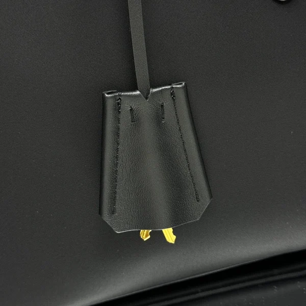 Prada ReNylon 1BB132 中號黑色皮革托特包：圖片 7