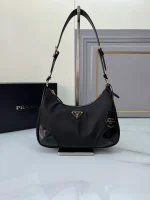Prada Re-Ed 1BC214 中號黑色尼龍肩背包：圖片 2