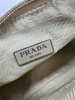 Prada Re-Edition 1NE515 小號粉色尼龍單肩包：圖片 9