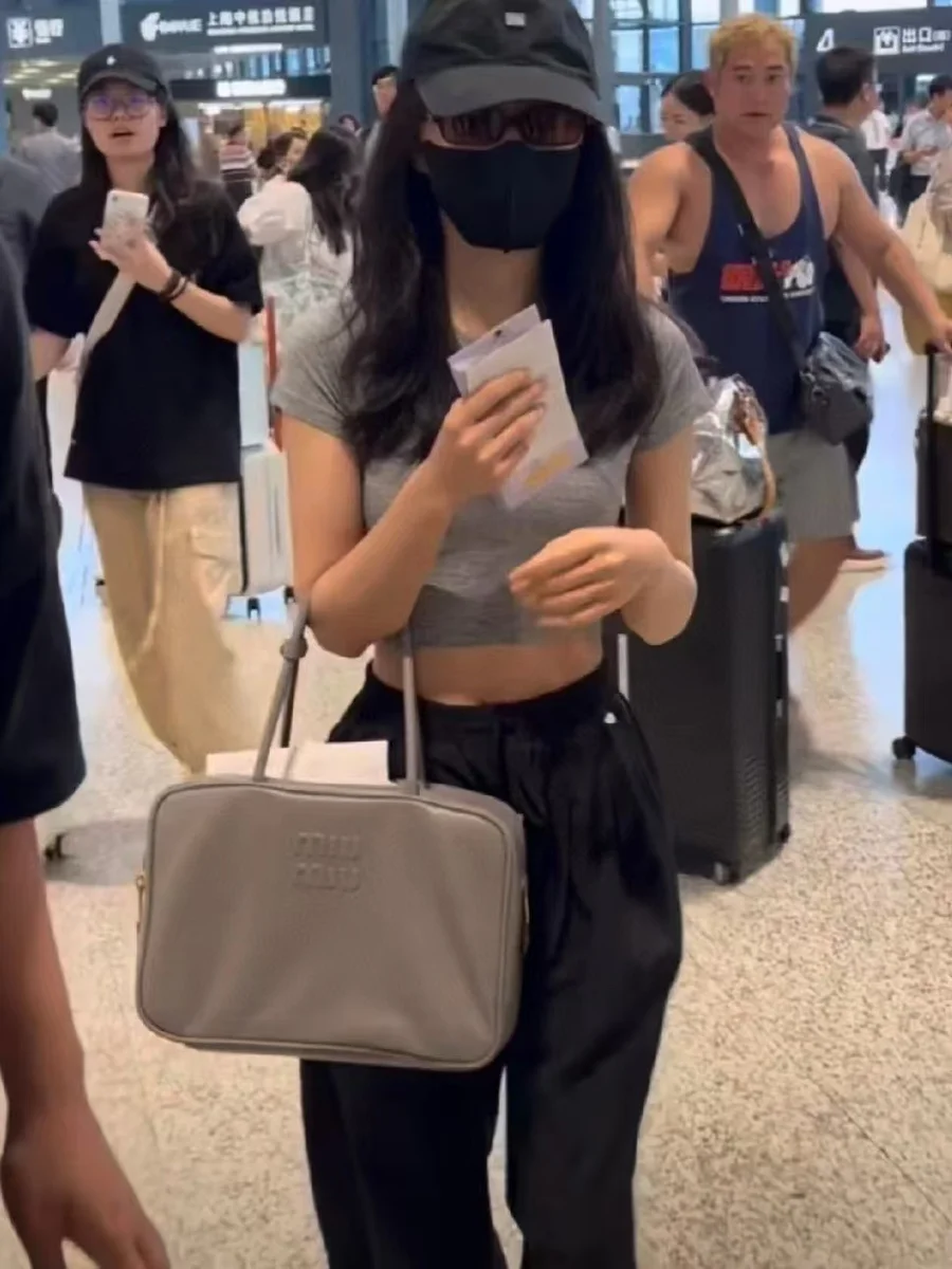 MiuMiu 皮革Beau手袋包包-5BB117 3 MiuMiu 皮革Beau手袋包包-5BB117
