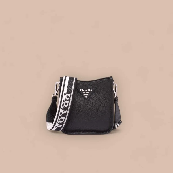 Prada Mini 1BH191 小號黑色皮革單肩包