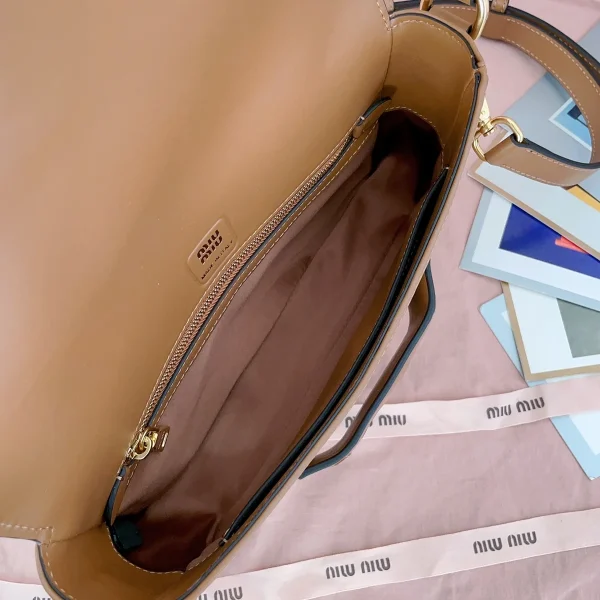 MiuMiu Penny皮革手袋包包-5BD270：圖片 10