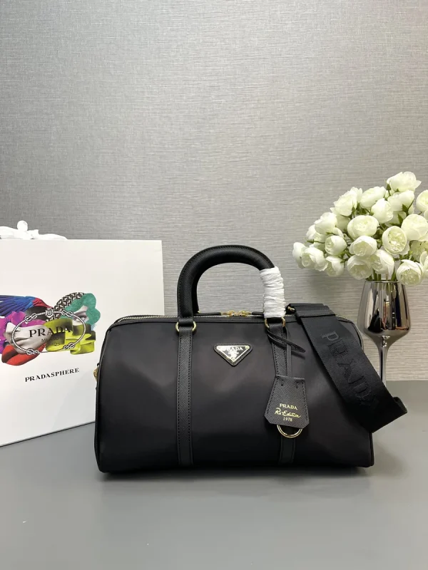 Prada ReN 1BB233 中號黑色皮革手提包：圖片 2