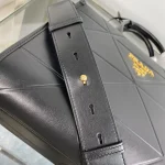 Prada Classic 1BA379 中號黑色皮革手提包：圖片 8