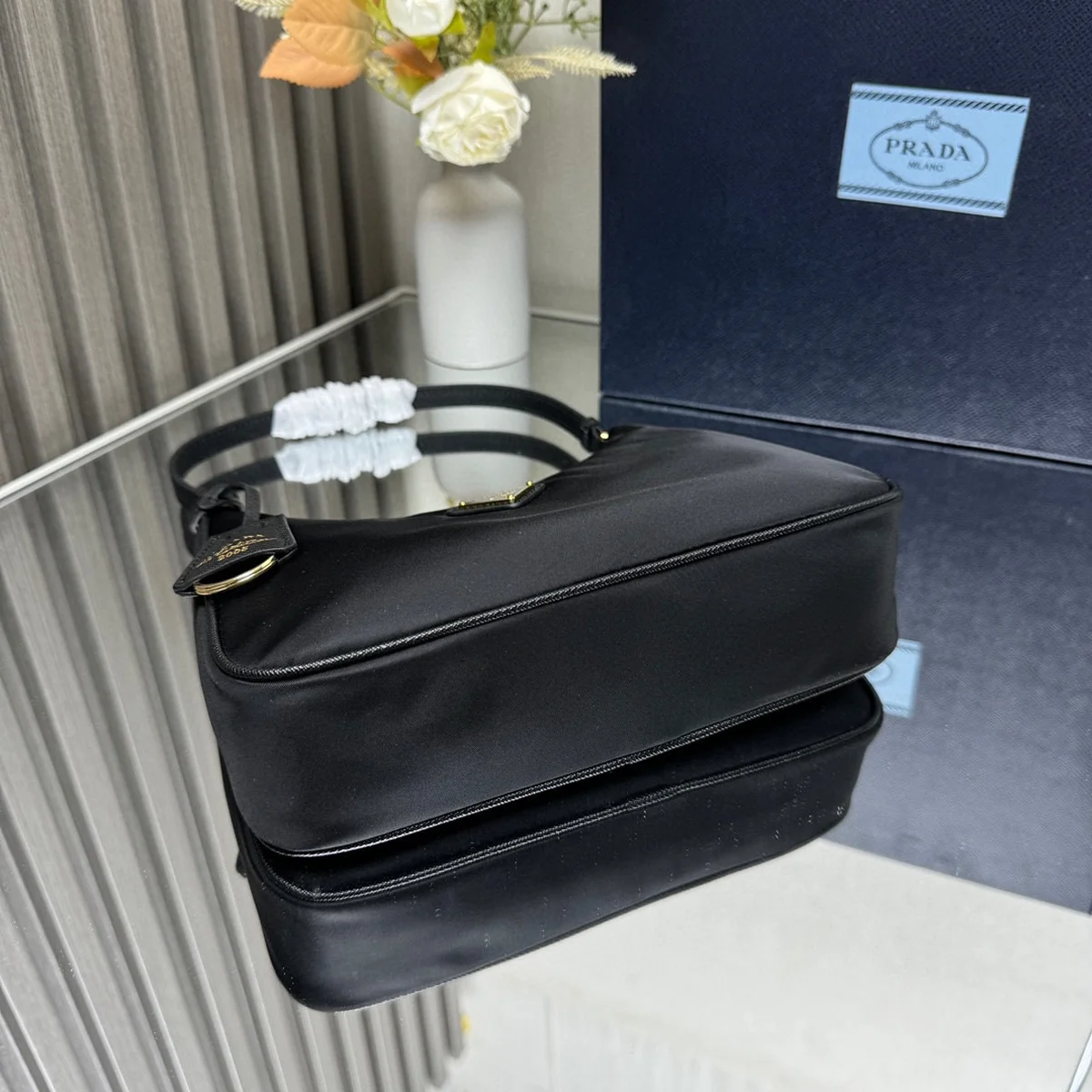 Prada Re-Ed 1N204M 小號黑色尼龍單肩包 8 Prada Re-Ed 1N204M 小號黑色尼龍單肩包
